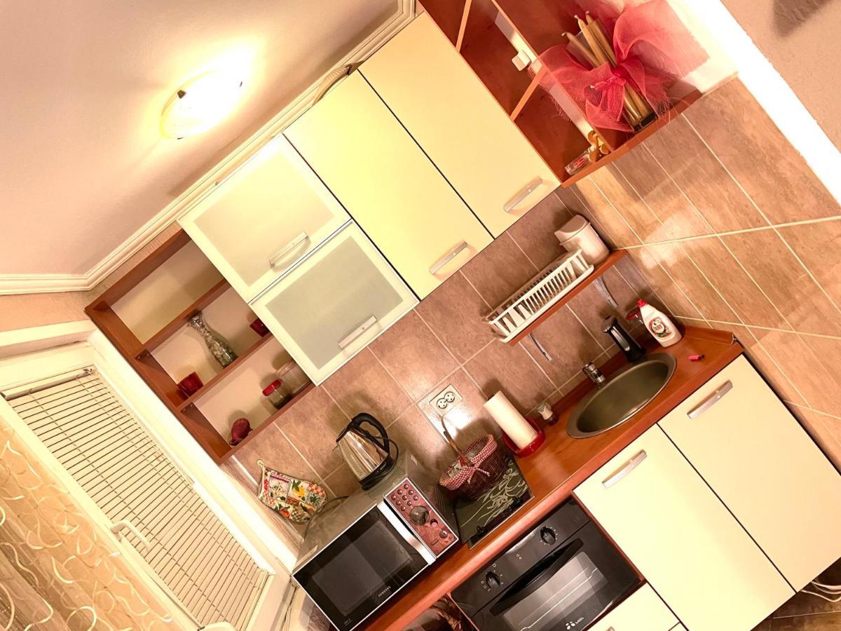Studio Apartment For Rent In Budva Bagian luar foto