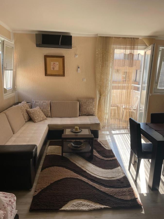 Studio Apartment For Rent In Budva Bagian luar foto